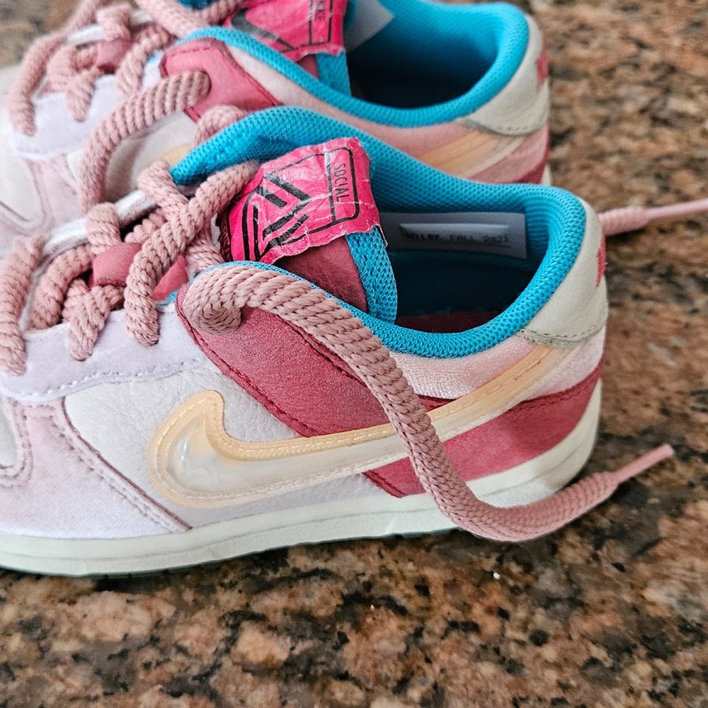Little girl Nike shoes